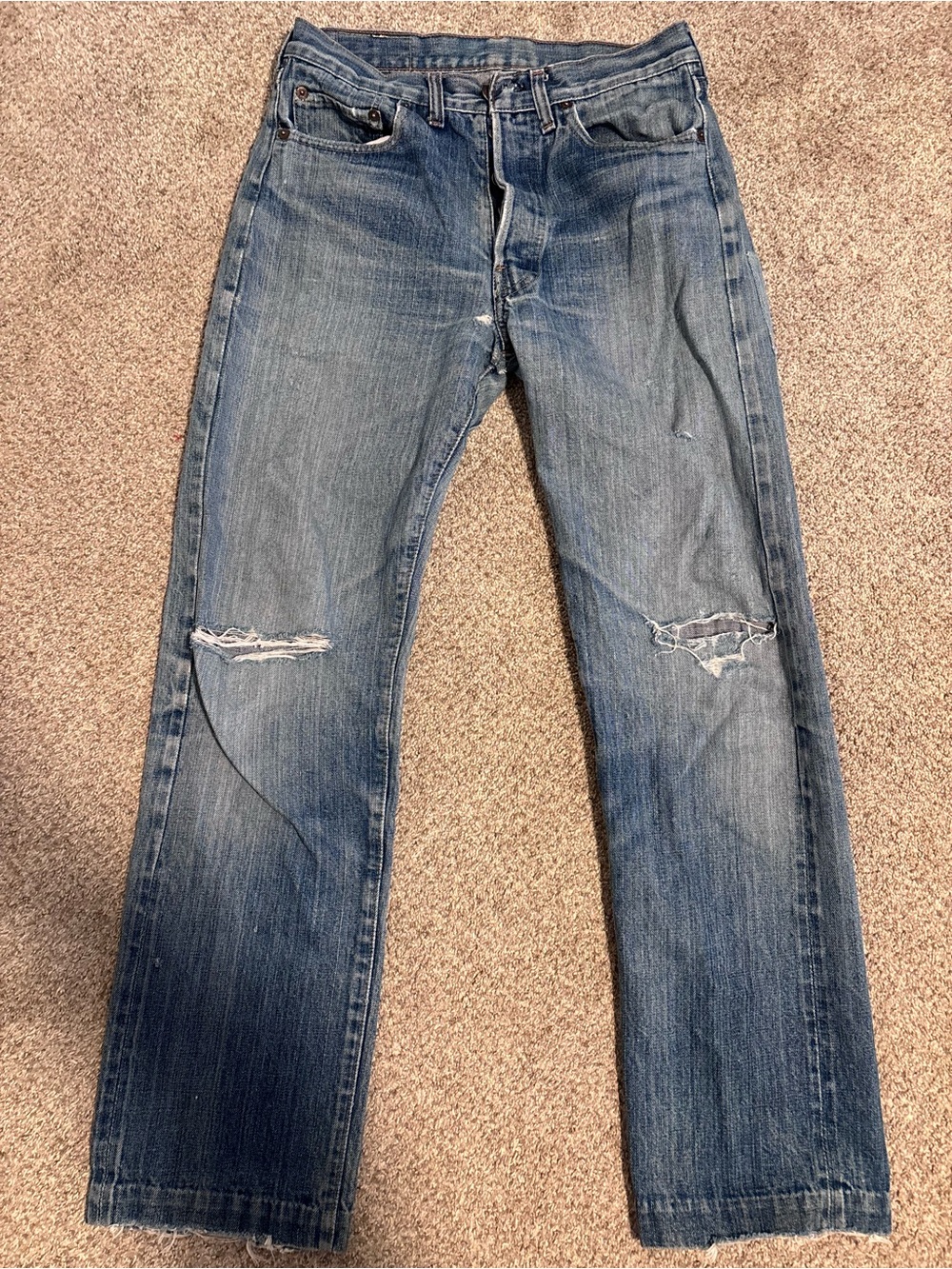 Vintage Women’s Levi’s 501 Distressed Blue Denim Jeans sz30